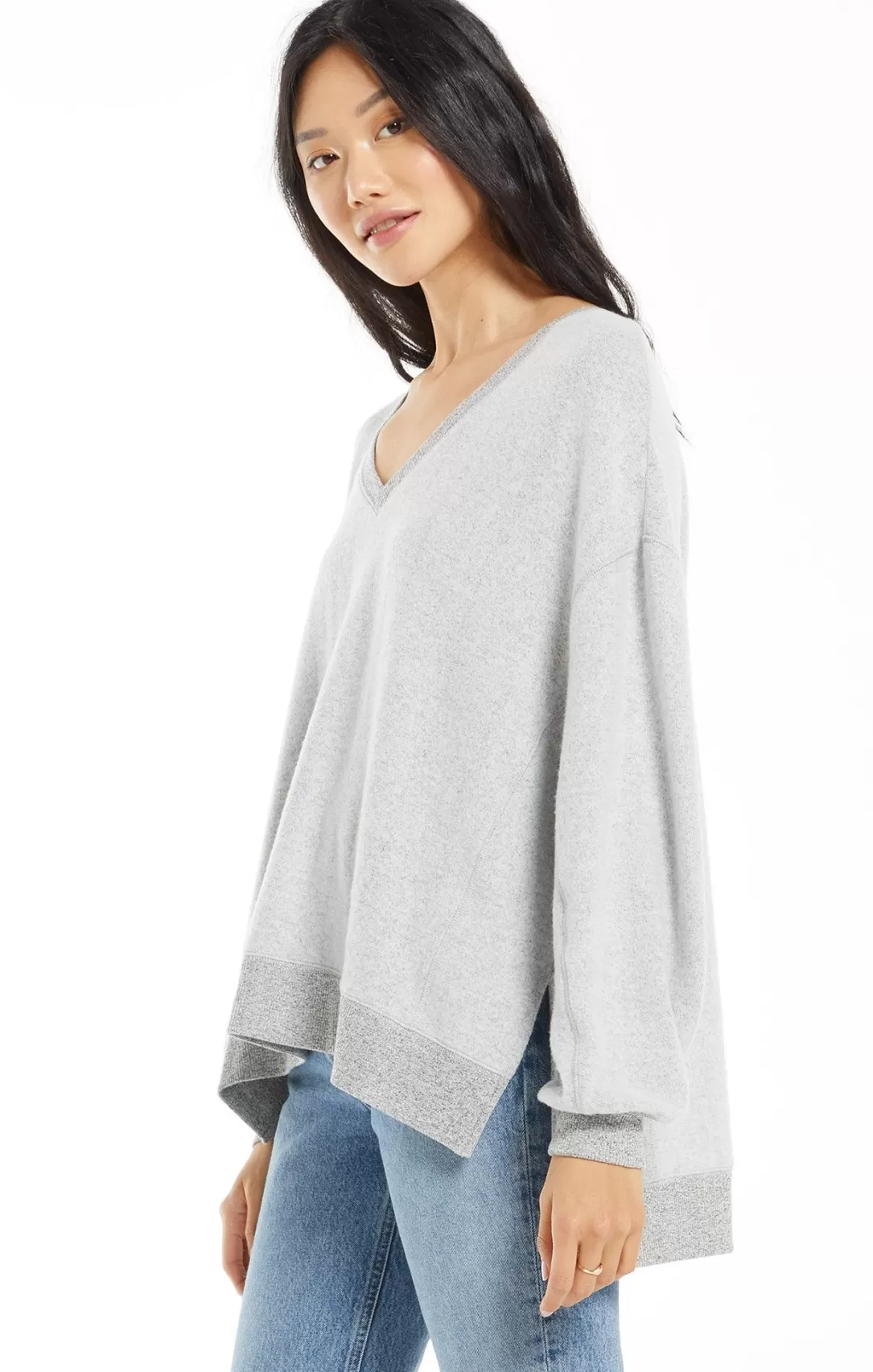 Women Z Supply Cozy V-Neck Modern Weekender-Heather Grey |