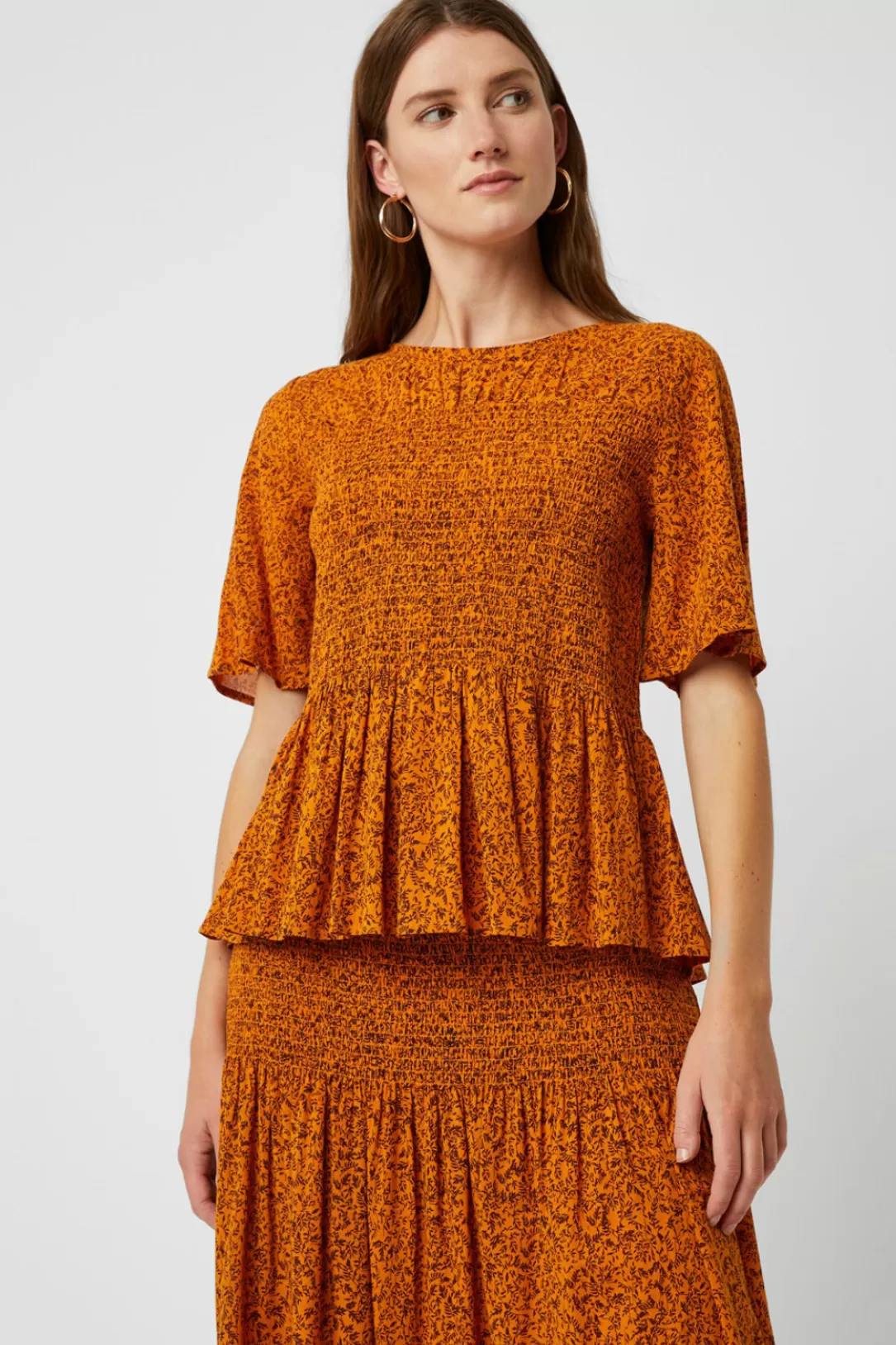 Women Great Plains Ivy Fleur Smocked Top |