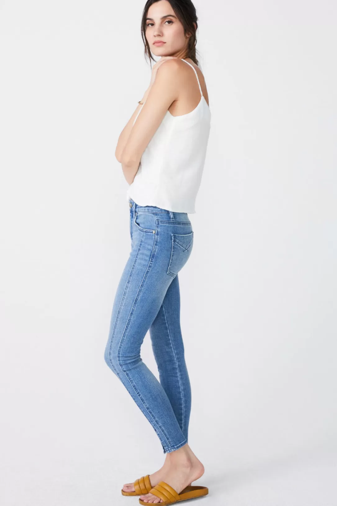 Women Unpublished Kora Mid Rise Skinny In Breeze |