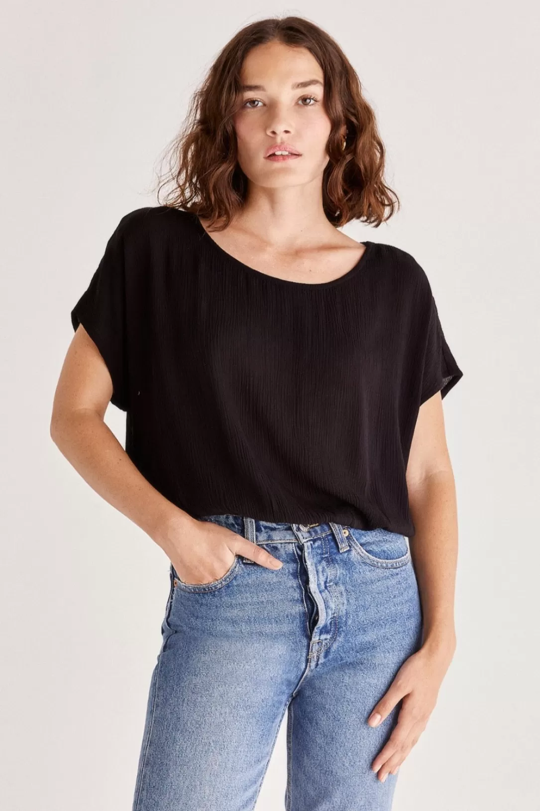 Women Z Supply Ollie Crinkled Top-Black |