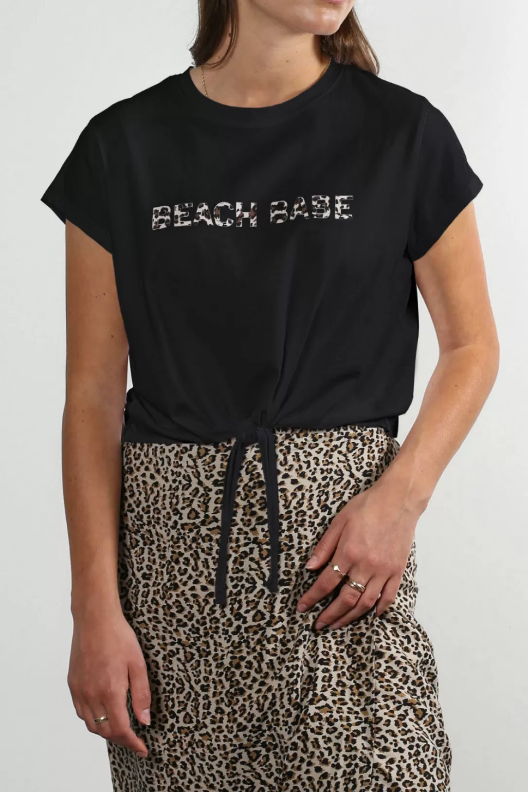 Women Brunette the label The "Beach Babe" Tee-Black | Koy Resort X Brunette