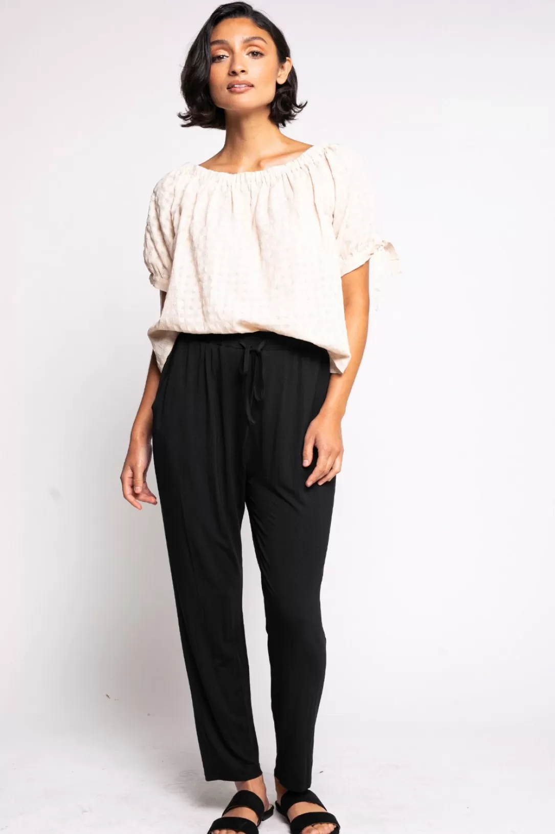 Women Pink Martini The Kala Pants |