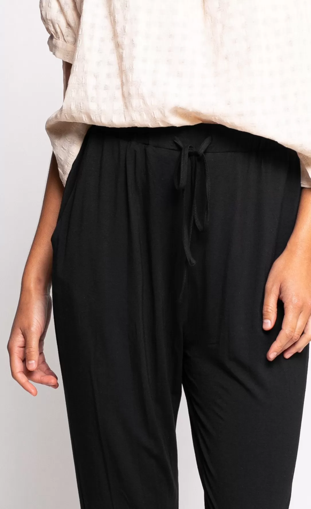 Women Pink Martini The Kala Pants |