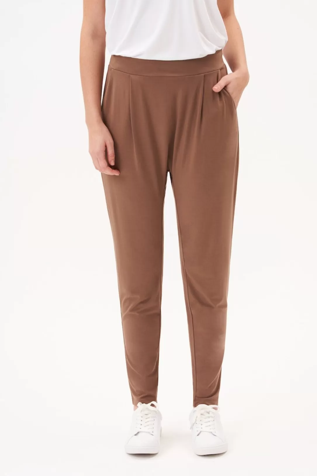 Women I Love Tyler Madison The Naomi Joggers-Camel | Iltm