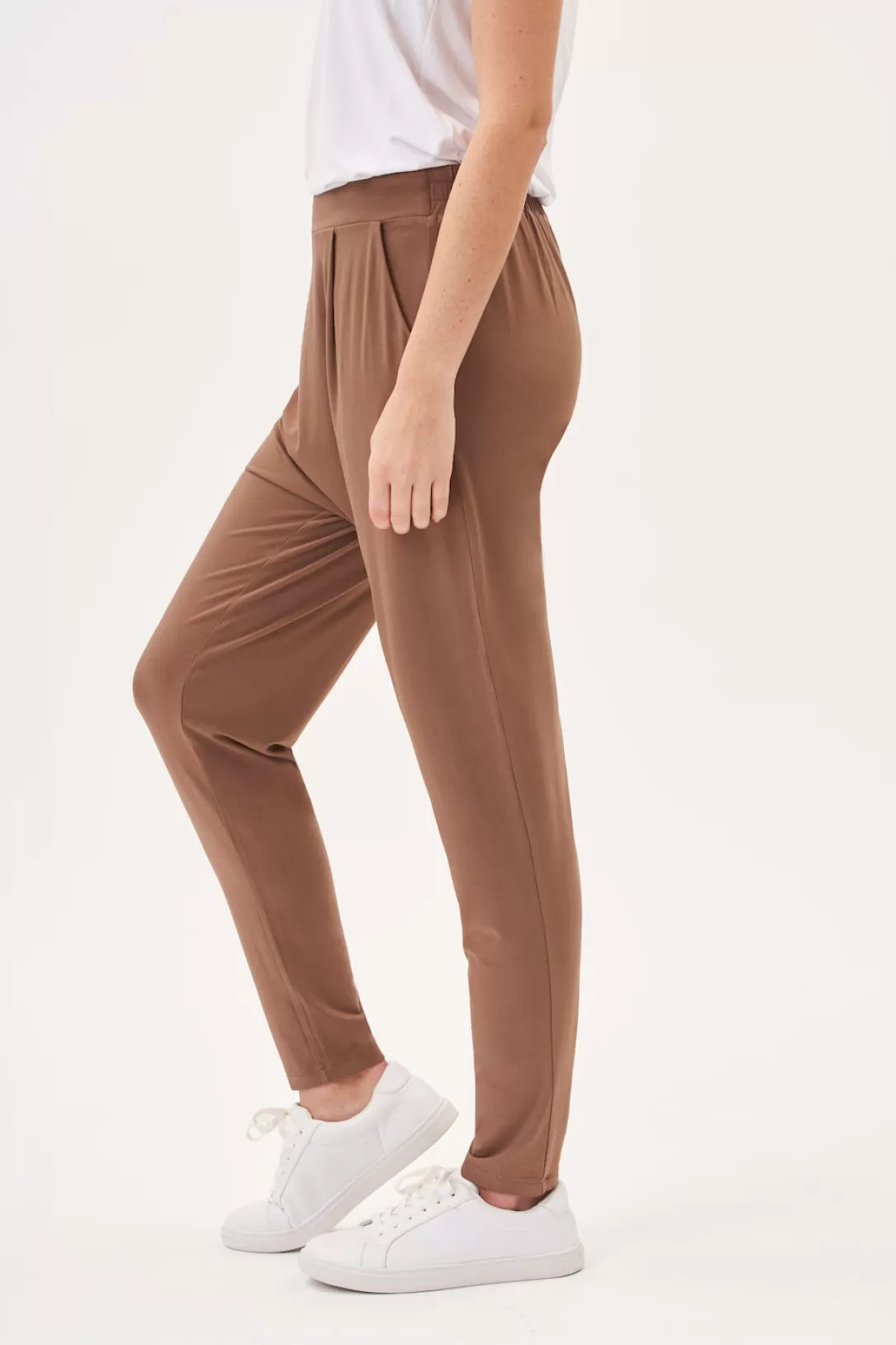 Women I Love Tyler Madison The Naomi Joggers-Camel | Iltm