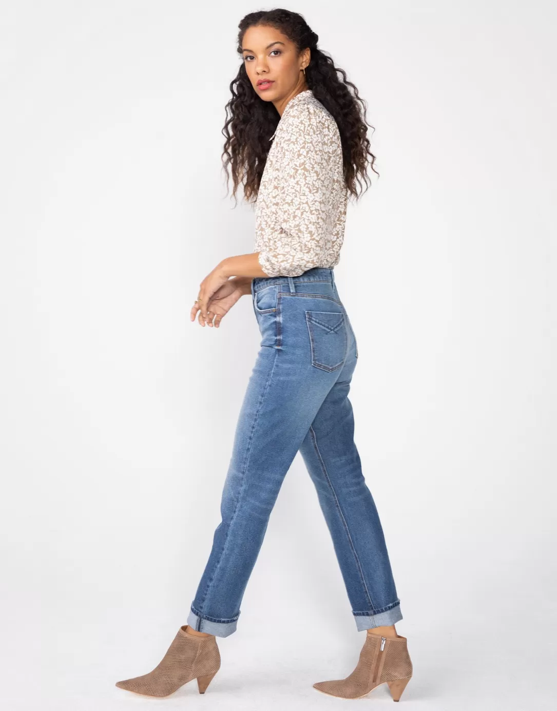 Women Unpublished Willa Super High Waist Mom Fit Straight Leg In Lapis |